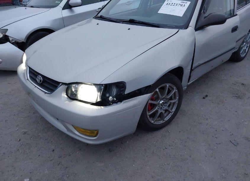 Photo 6 of 2002 Toyota Corolla CE (VIN 2T1BR12E92C528111)