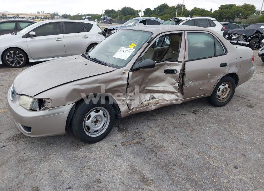 Photo 2 of 2002 Toyota Corolla CE (VIN 2T1BR12E92C535351)