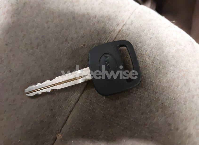 Photo 11 of 2002 Toyota Corolla LE (VIN 2T1BR12E92C554711)