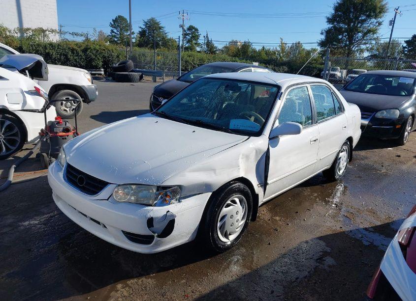 Photo 2 of 2002 Toyota Corolla LE (VIN 2T1BR12E92C560363)