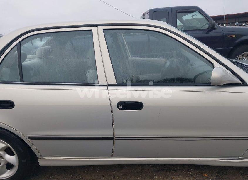 Photo 13 of 1999 Toyota Corolla CE (VIN 2T1BR12E9XC133031)