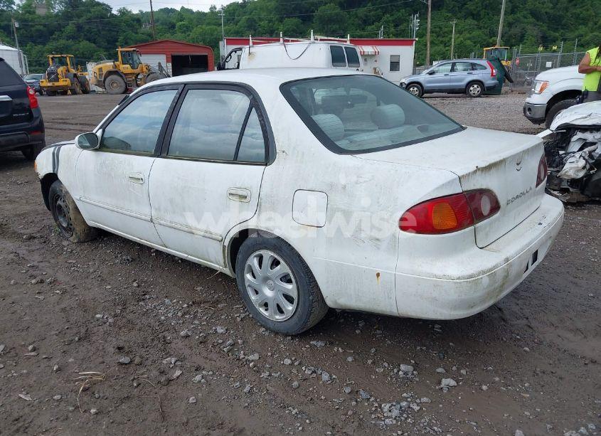 Photo 3 of 2001 Toyota Corolla LE (VIN 2T1BR12EX1C470444)