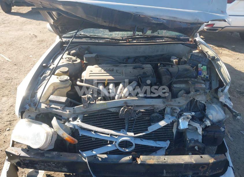 Photo 10 of 2001 Toyota Corolla LE (VIN 2T1BR12EX1C479239)