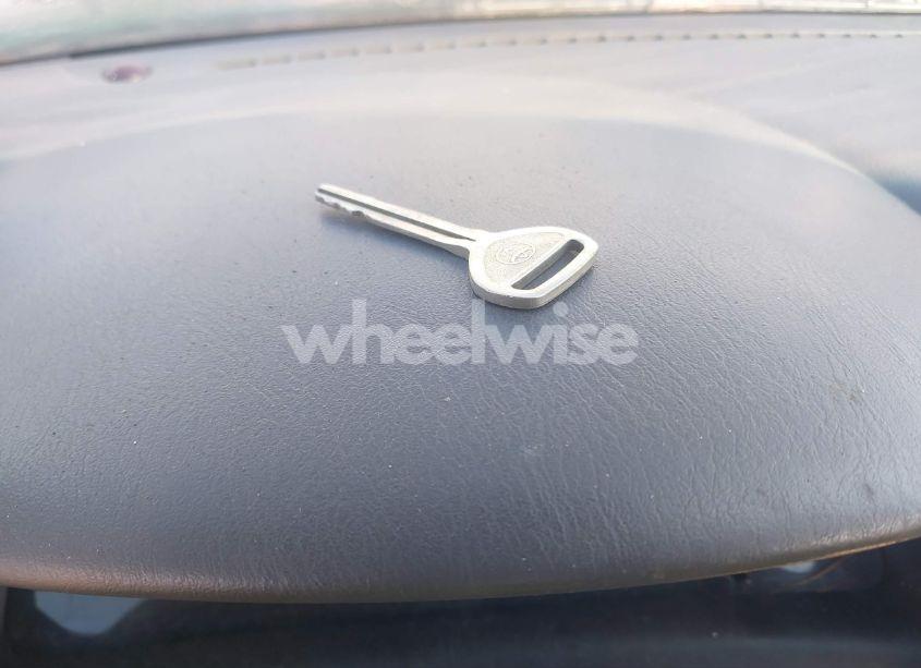 Photo 11 of 2001 Toyota Corolla LE (VIN 2T1BR12EX1C479239)