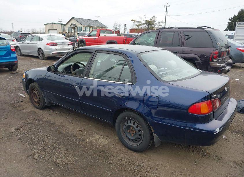 Photo 3 of 2002 Toyota Corolla LE (VIN 2T1BR12EX2C526836)