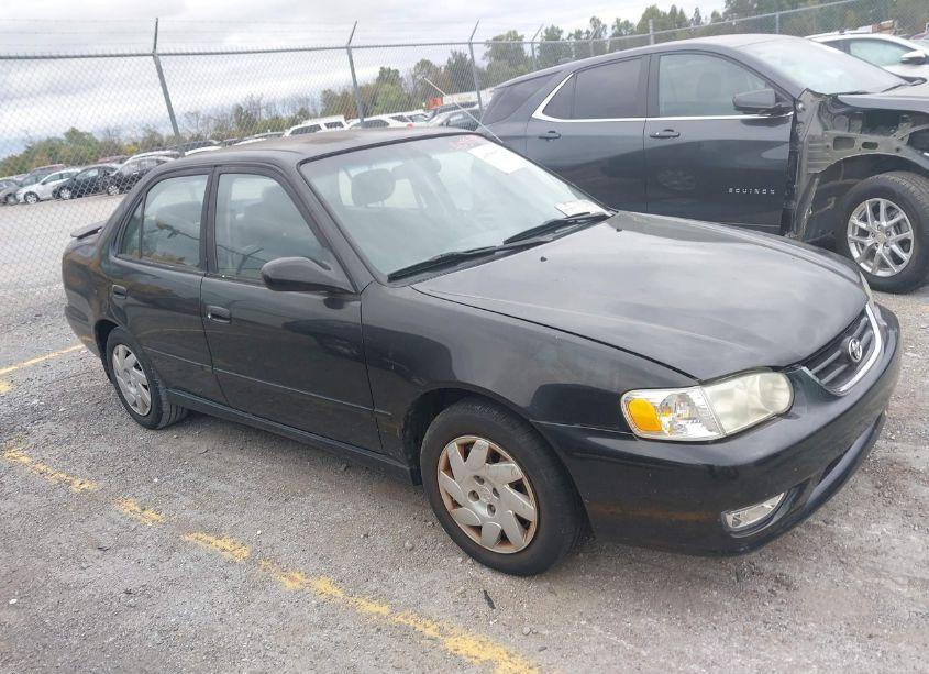 2002 Toyota Corolla S (VIN 2T1BR12EX2C557875) main photo