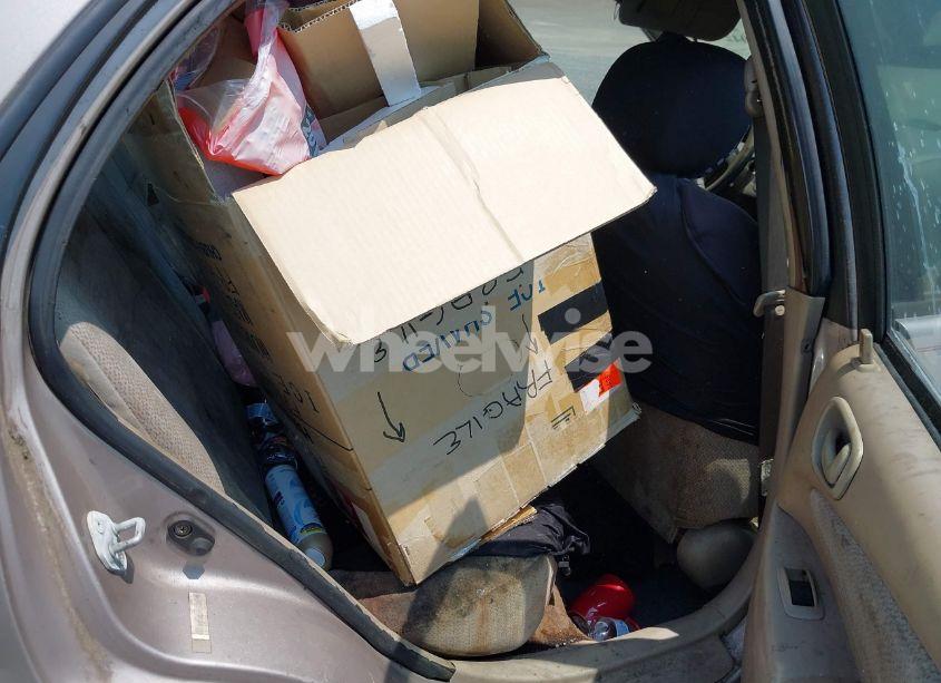 Photo 8 of 2002 Toyota Corolla LE (VIN 2T1BR12EX2C577933)