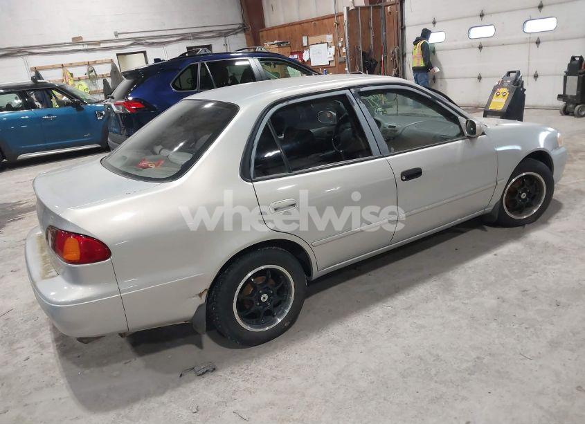 Photo 4 of 2002 Toyota Corolla LE (VIN 2T1BR12EX2C582131)