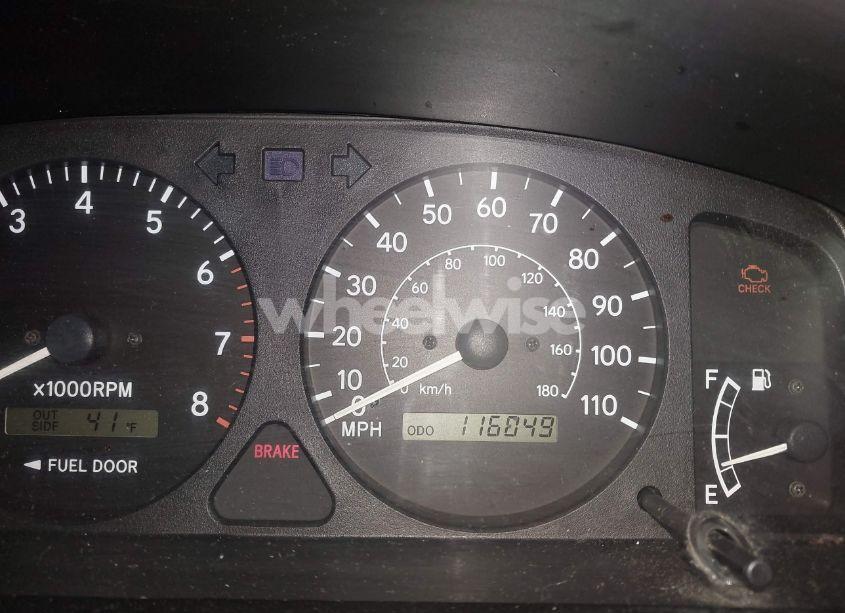 Photo 7 of 2002 Toyota Corolla LE (VIN 2T1BR12EX2C582131)