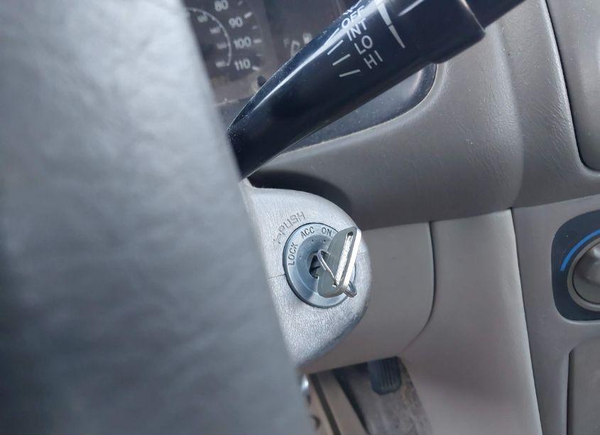 Photo 11 of 2002 Toyota Corolla LE (VIN 2T1BR18E42C569592)