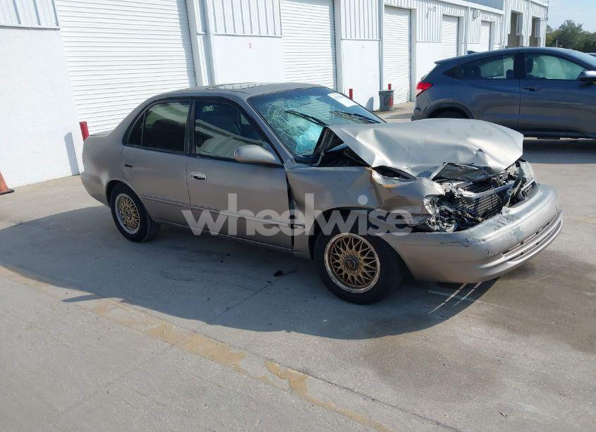 1998 Toyota Corolla LE (VIN 2T1BR18E4WC040407) main photo