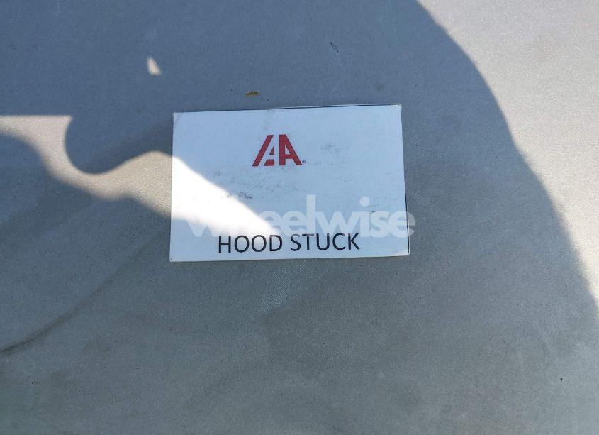 Photo 10 of 1998 Toyota Corolla LE (VIN 2T1BR18E4WC040407)