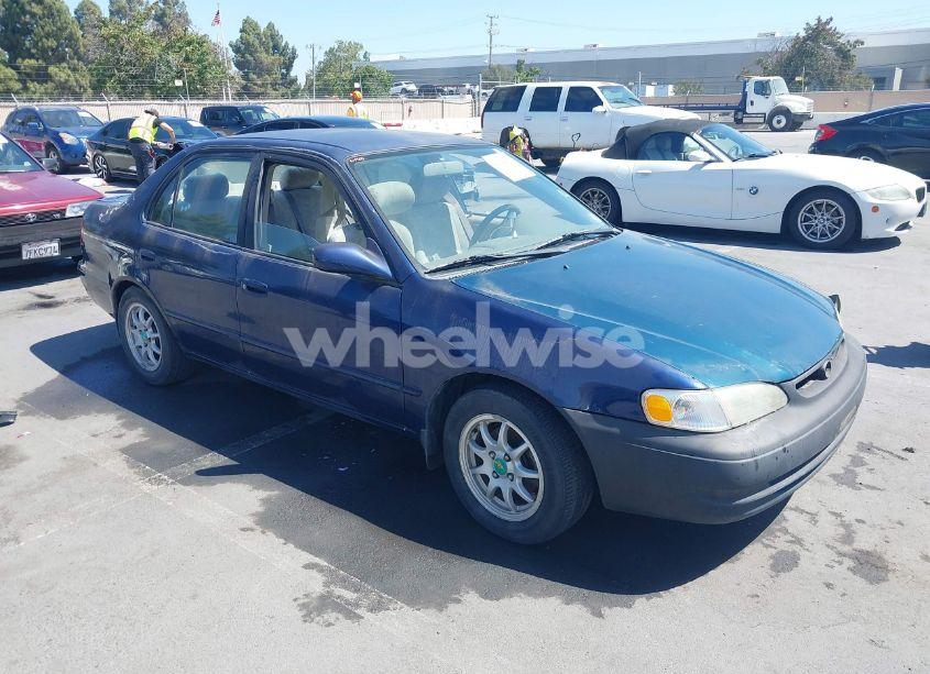 1998 Toyota Corolla LE (VIN 2T1BR18E4WC099280) main photo