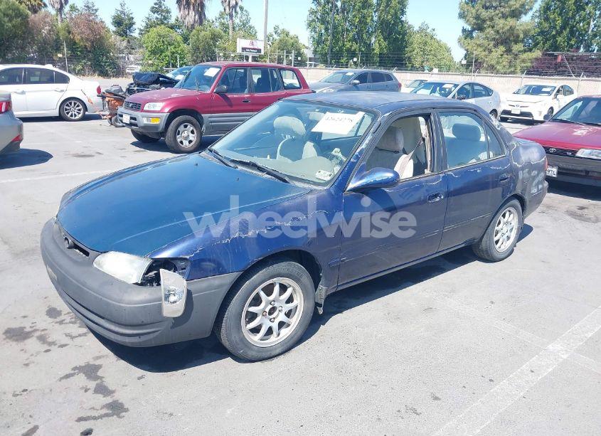 Photo 2 of 1998 Toyota Corolla LE (VIN 2T1BR18E4WC099280)