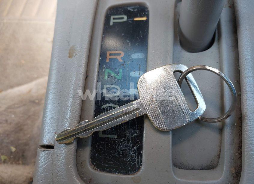 Photo 11 of 2001 Toyota Corolla LE (VIN 2T1BR18E51C474828)