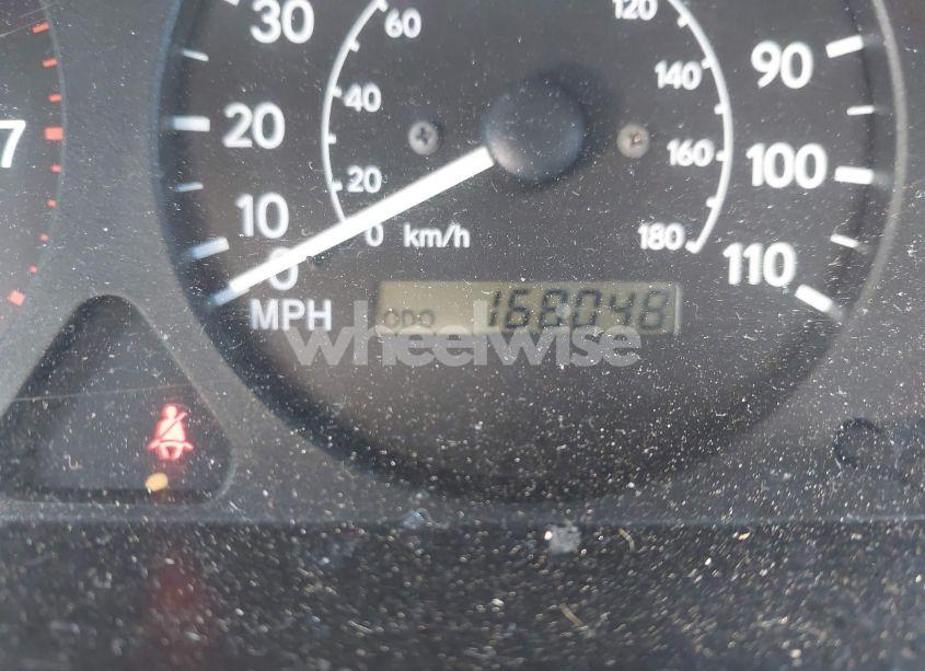 Photo 16 of 2001 Toyota Corolla LE (VIN 2T1BR18E51C474828)