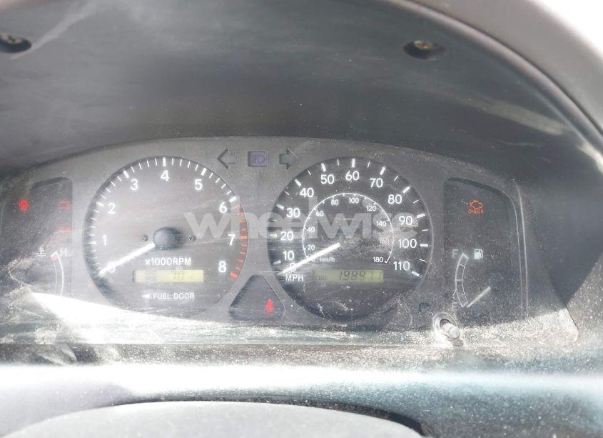 Photo 7 of 2002 Toyota Corolla CE/LE/S (VIN 2T1BR18E52C547715)