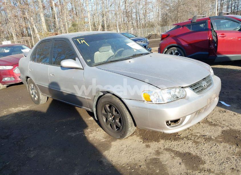 2002 Toyota Corolla LE (VIN 2T1BR18E52C579256) main photo