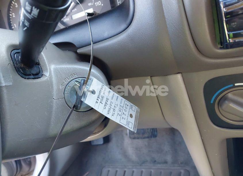 Photo 11 of 2002 Toyota Corolla LE (VIN 2T1BR18E52C579256)