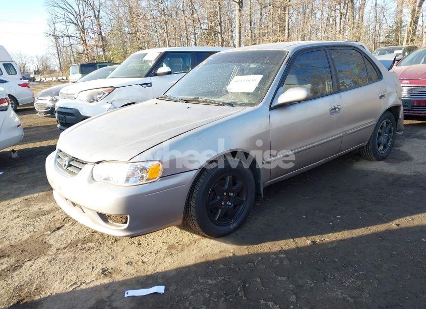 Photo 2 of 2002 Toyota Corolla LE (VIN 2T1BR18E52C579256)