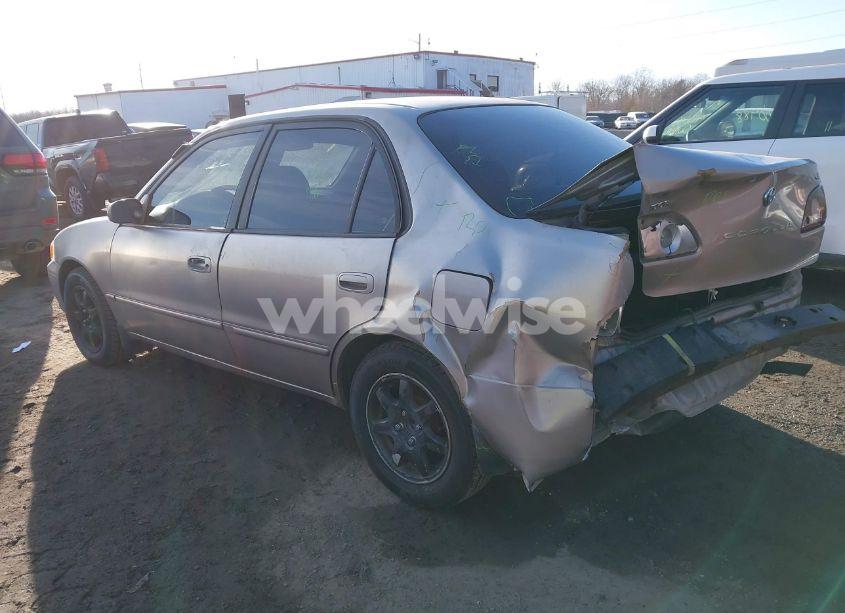 Photo 3 of 2002 Toyota Corolla LE (VIN 2T1BR18E52C579256)