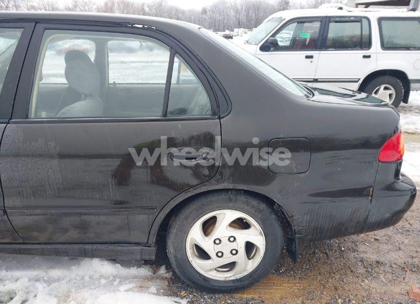 Photo 13 of 1998 Toyota Corolla LE (VIN 2T1BR18E5WC040433)