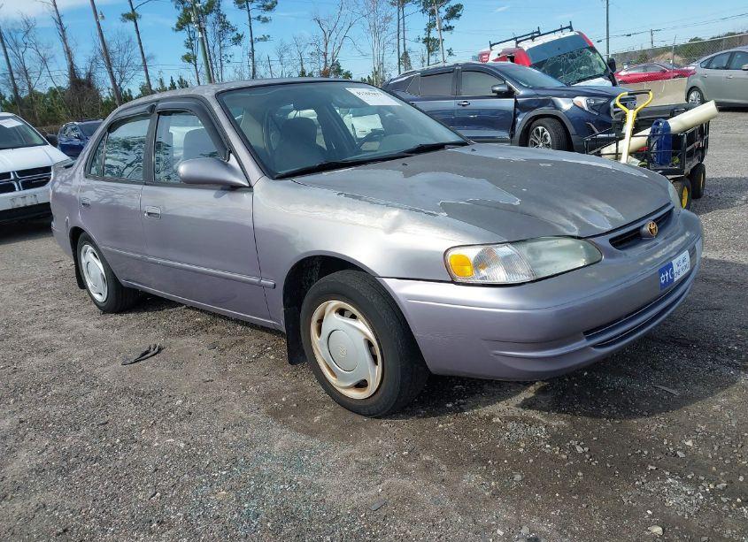 1998 Toyota Corolla LE (VIN 2T1BR18E6WC047410) main photo