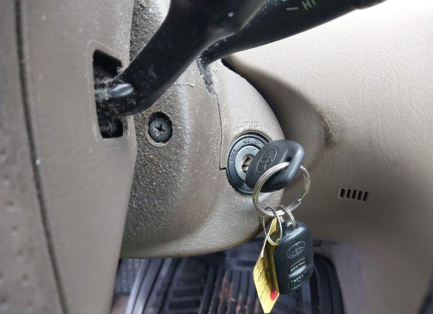 Photo 11 of 2008 Toyota Corolla LE (VIN 2T1BR30E08C915282)