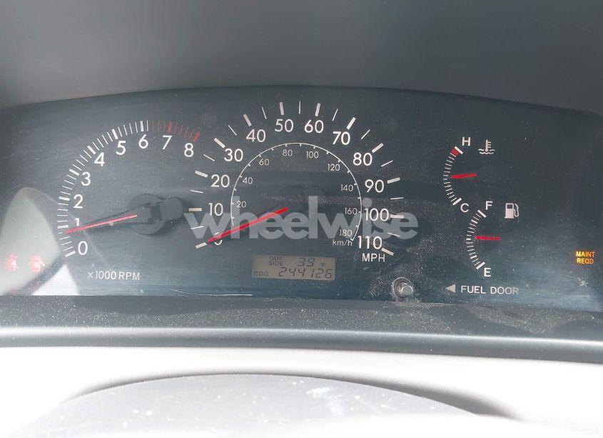 Photo 7 of 2005 Toyota Corolla LE (VIN 2T1BR30E15C436218)