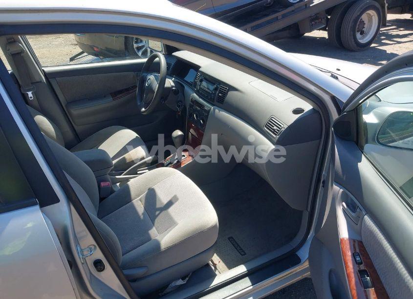 Photo 5 of 2005 Toyota Corolla LE (VIN 2T1BR30E15C507126)