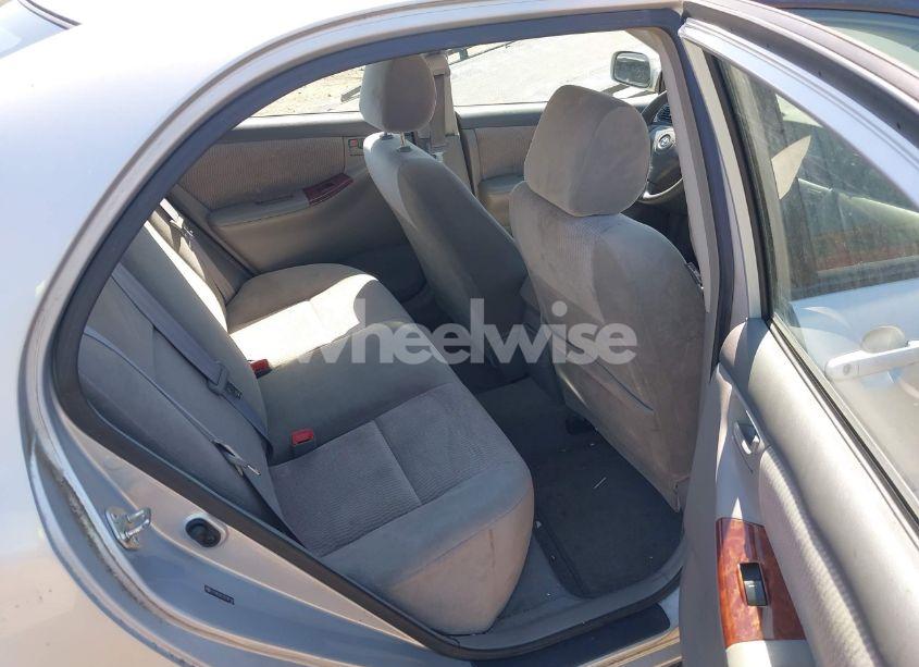 Photo 8 of 2005 Toyota Corolla LE (VIN 2T1BR30E15C507126)