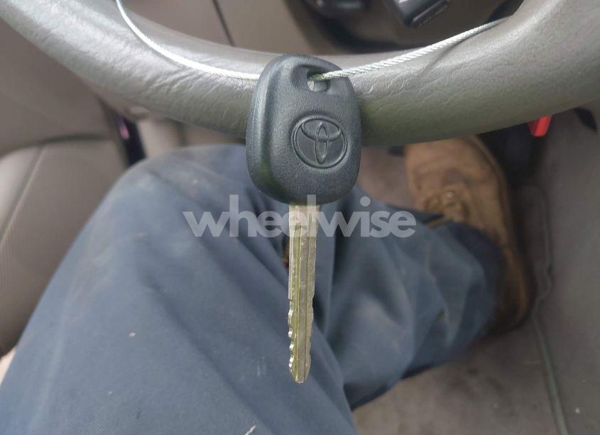 Photo 11 of 2007 Toyota Corolla LE (VIN 2T1BR30E17C715123)