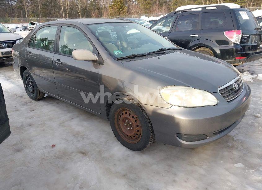 2007 Toyota Corolla LE (VIN 2T1BR30E27C847632) main photo