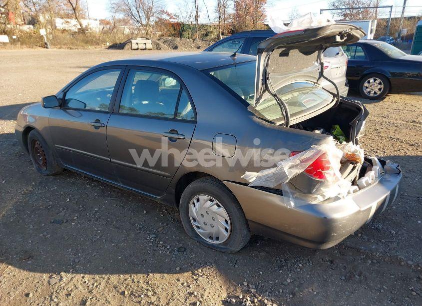 Photo 3 of 2005 Toyota Corolla LE (VIN 2T1BR30E35C439959)