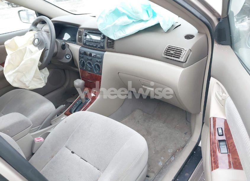 Photo 5 of 2005 Toyota Corolla CE/LE/S (VIN 2T1BR30E35C454980)