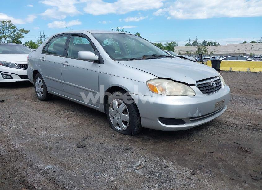 2005 Toyota Corolla LE (VIN 2T1BR30E45C387063) main photo