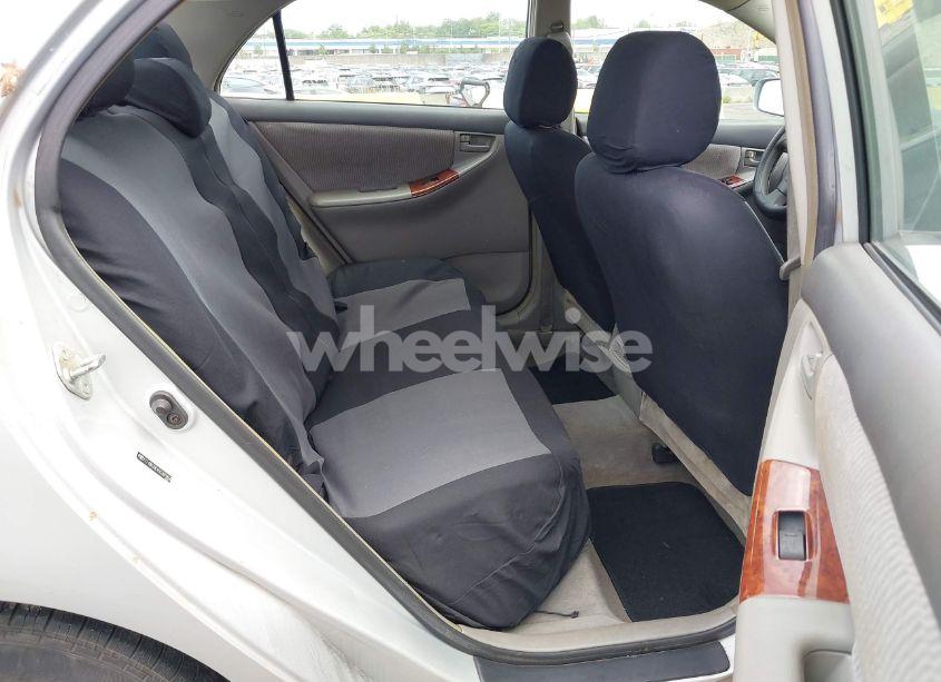 Photo 8 of 2005 Toyota Corolla LE (VIN 2T1BR30E45C387063)