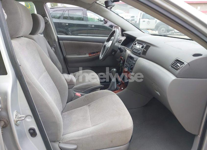 Photo 5 of 2005 Toyota Corolla LE (VIN 2T1BR30E45C478320)
