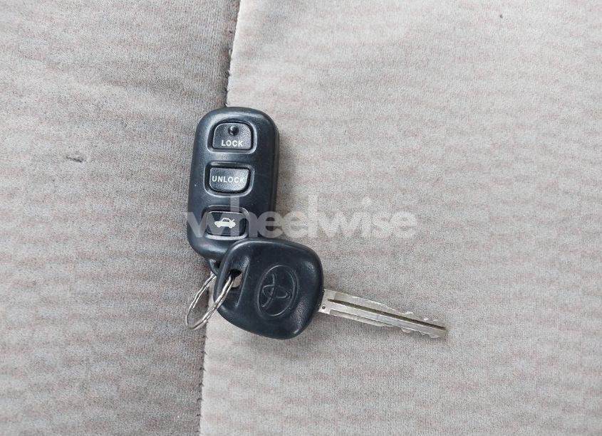 Photo 11 of 2008 Toyota Corolla LE (VIN 2T1BR30E58C887480)