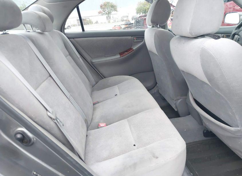 Photo 8 of 2005 Toyota Corolla LE (VIN 2T1BR30E75C436658)