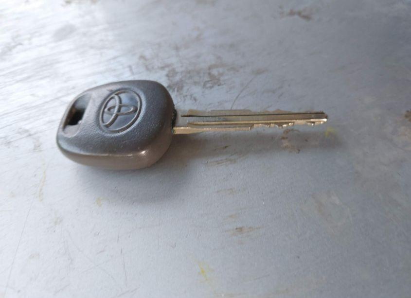 Photo 11 of 2005 Toyota Corolla LE (VIN 2T1BR30E75C483138)