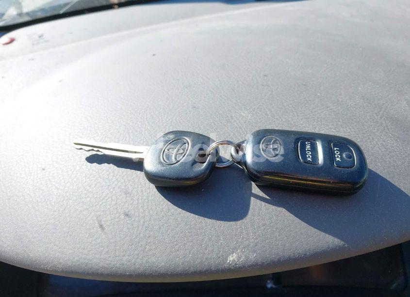 Photo 11 of 2006 Toyota Corolla CE/LE/S (VIN 2T1BR30E76C629037)