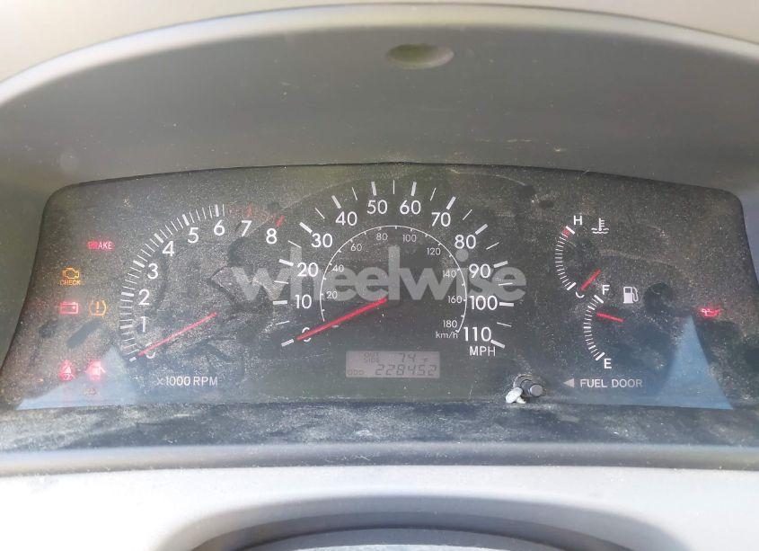 Photo 7 of 2006 Toyota Corolla CE/LE/S (VIN 2T1BR30E76C629037)