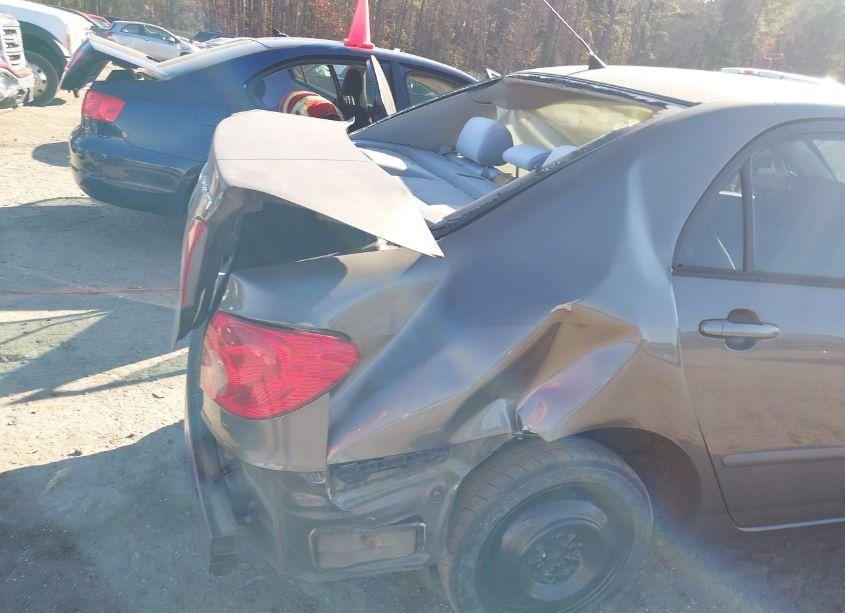 Photo 14 of 2005 Toyota Corolla LE (VIN 2T1BR30E85C367074)