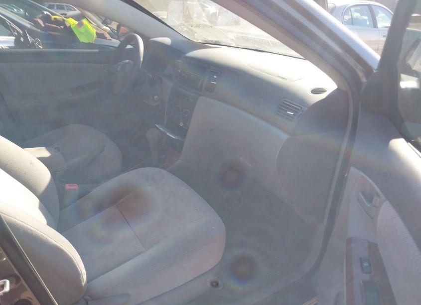 Photo 5 of 2005 Toyota Corolla LE (VIN 2T1BR30E85C367074)