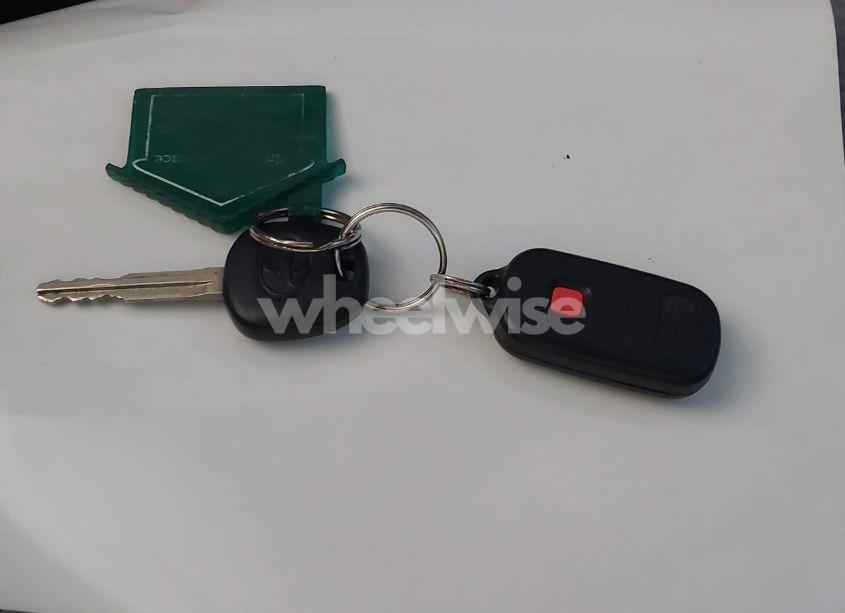 Photo 11 of 2005 Toyota Corolla LE (VIN 2T1BR30E85C438175)