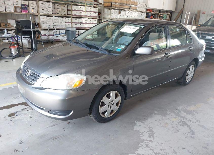 Photo 2 of 2005 Toyota Corolla LE (VIN 2T1BR30E85C438175)