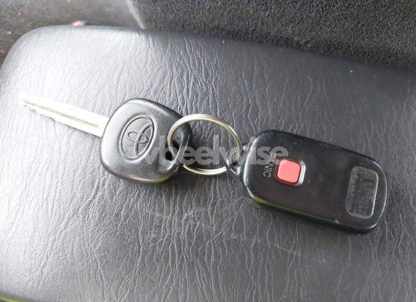 Photo 11 of 2005 Toyota Corolla S (VIN 2T1BR30E85C439519)