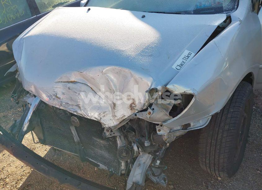 Photo 10 of 2005 Toyota Corolla LE (VIN 2T1BR30E95C386460)