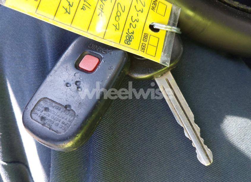 Photo 11 of 2007 Toyota Corolla S (VIN 2T1BR30E97C754977)